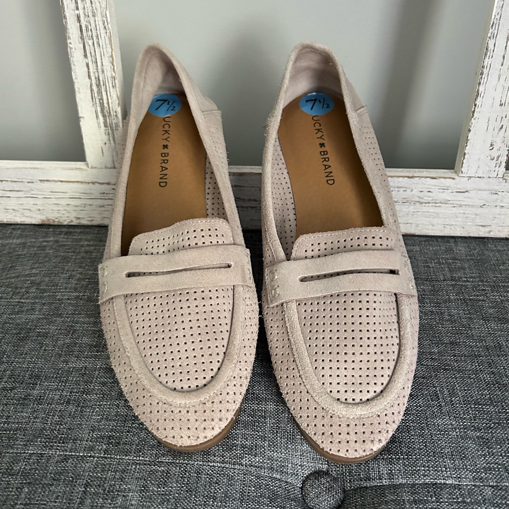 Lucky Brand Size 712 Shoe